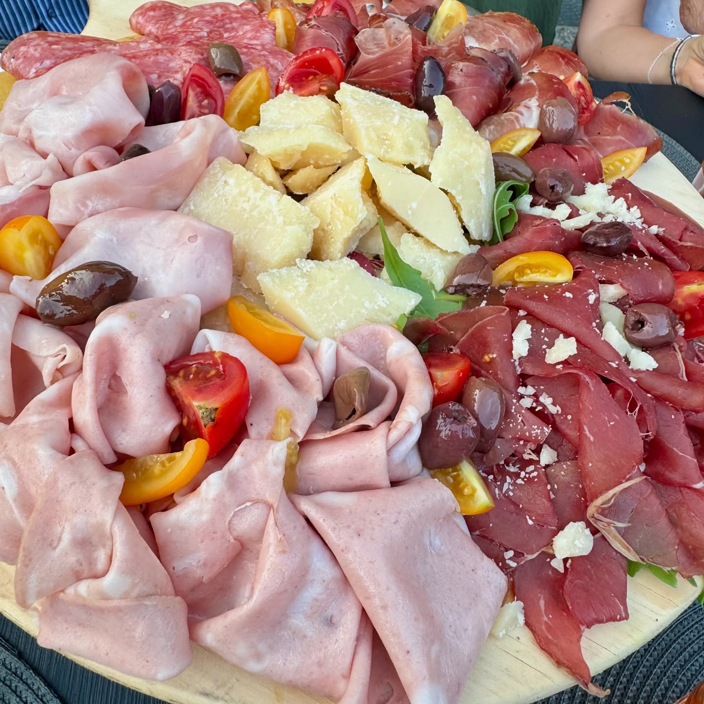 463955250_17877925452168361_5722629994322628898_n