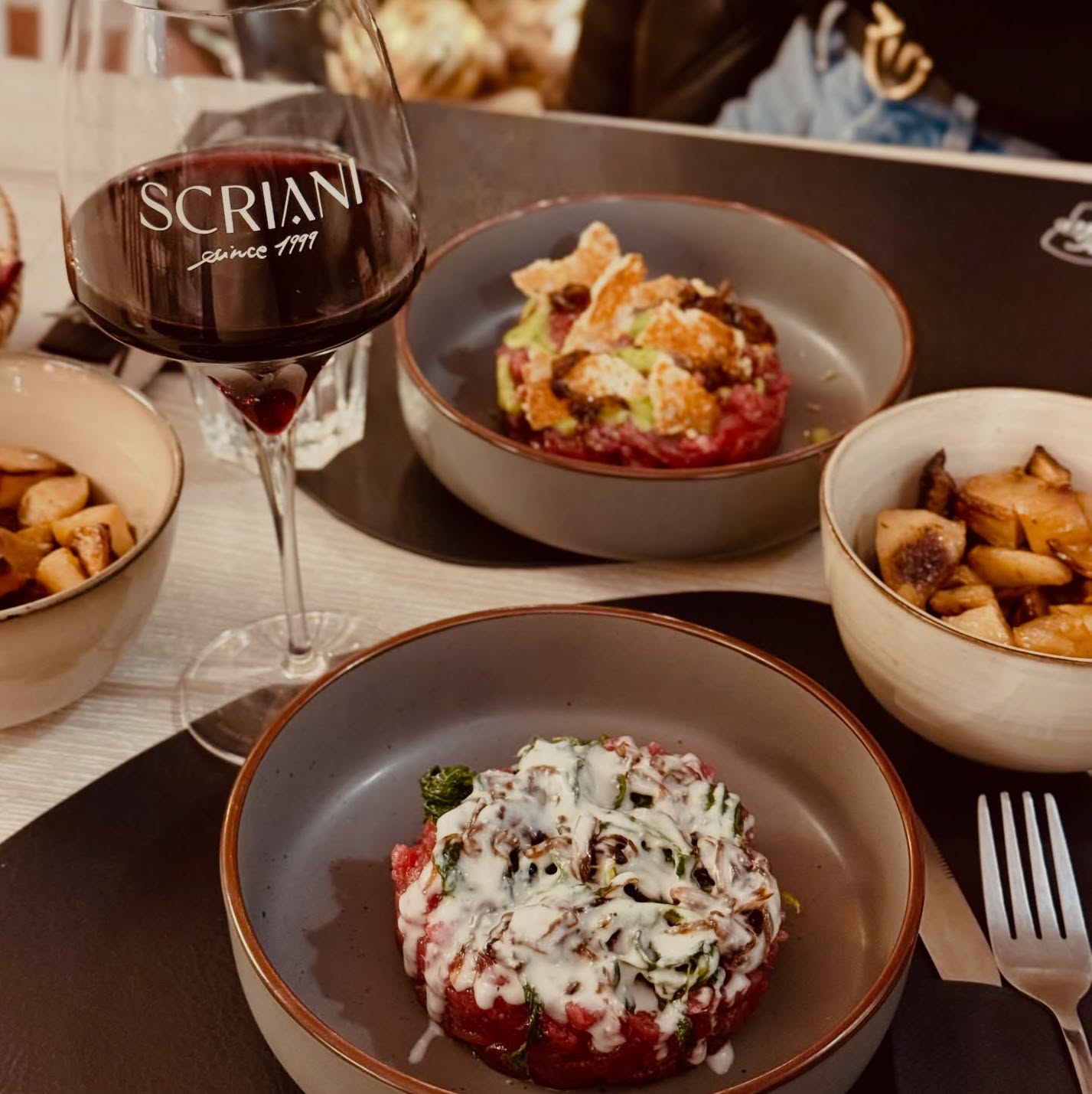 610386000_17929915437168361_1049013387576219138_n-2